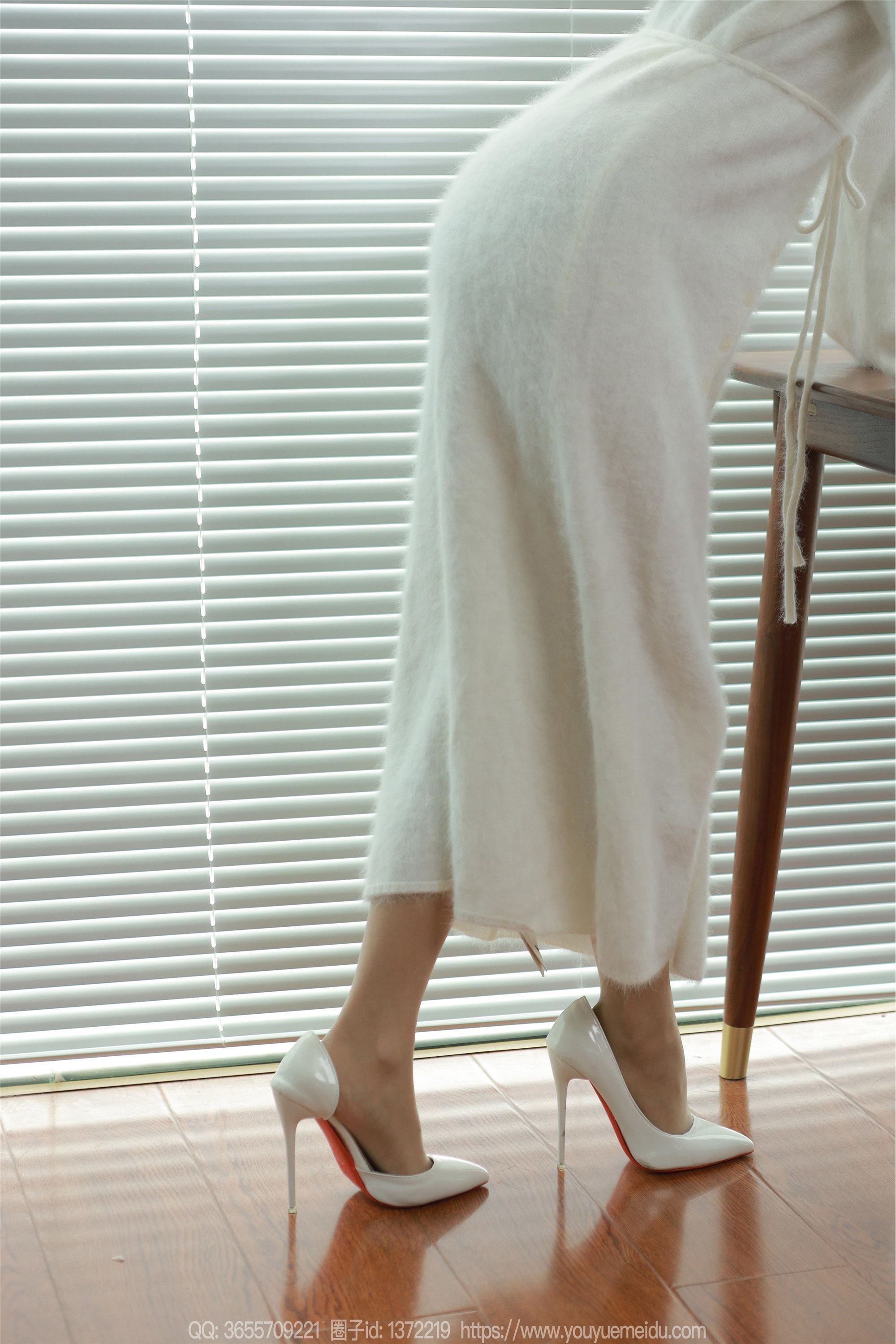 IESS异思趣向  2023.11.27 丝享家 1596 婉萍《白月光（上）》